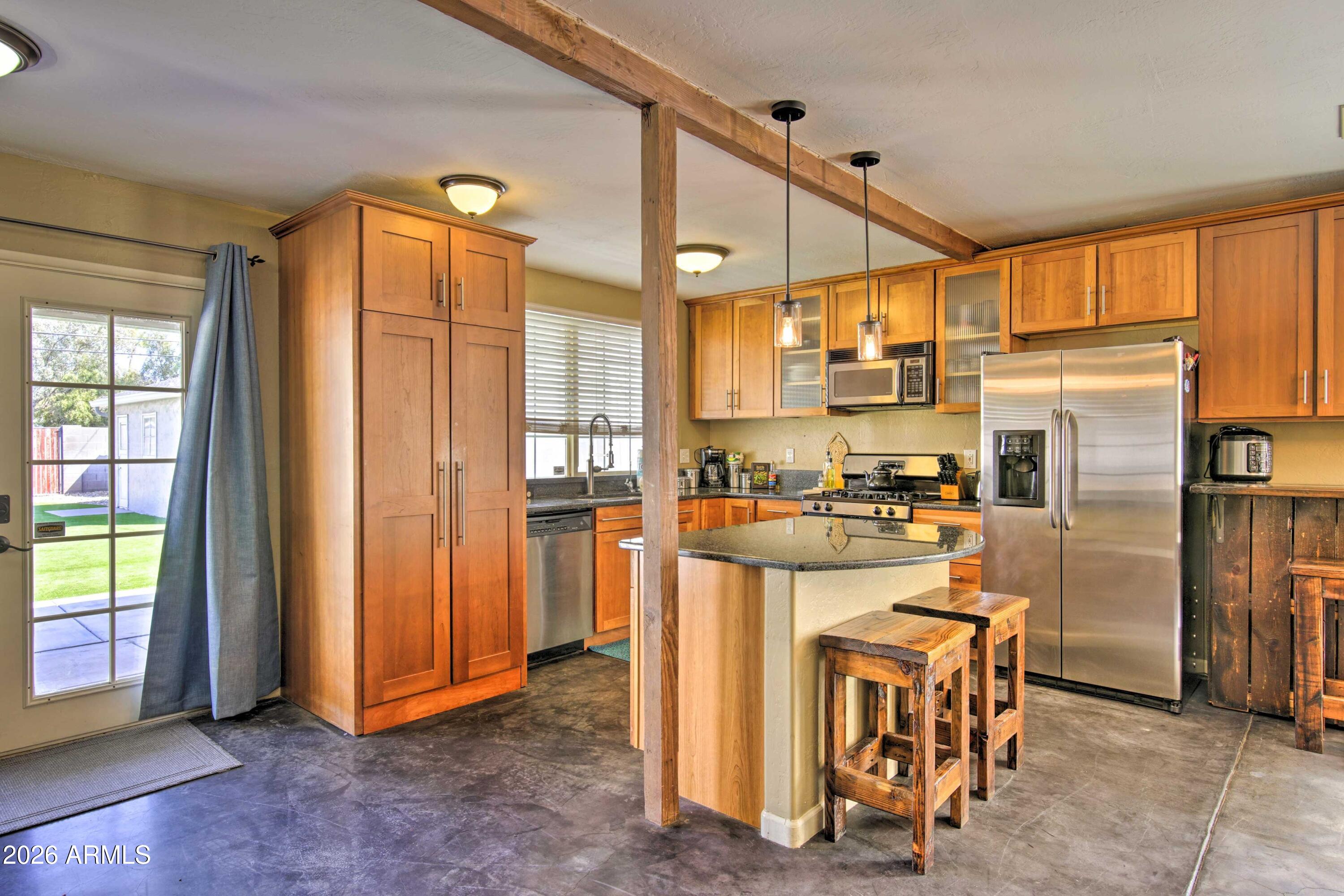 1815 North 16th Avenue Phoenix, AZ 85007 - Photo 3 of 18 Kitchen 2