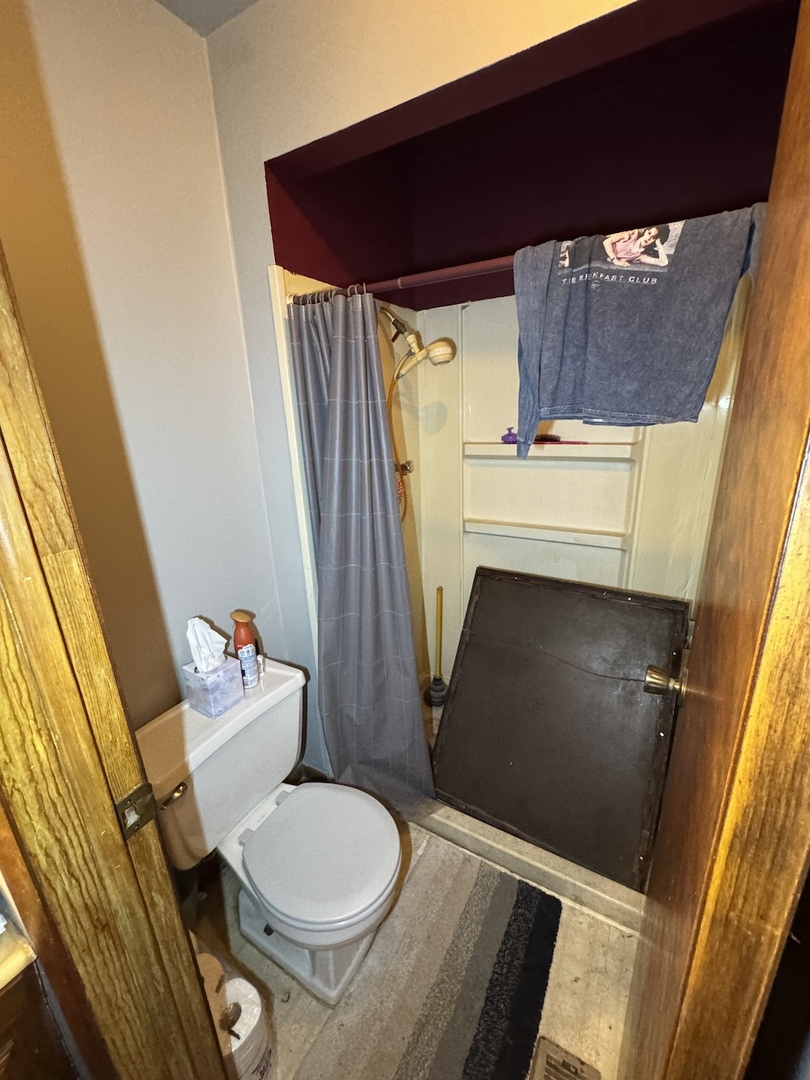 5185 Coulter Road Oak Forest, IL 60452 - Photo 7 of 11