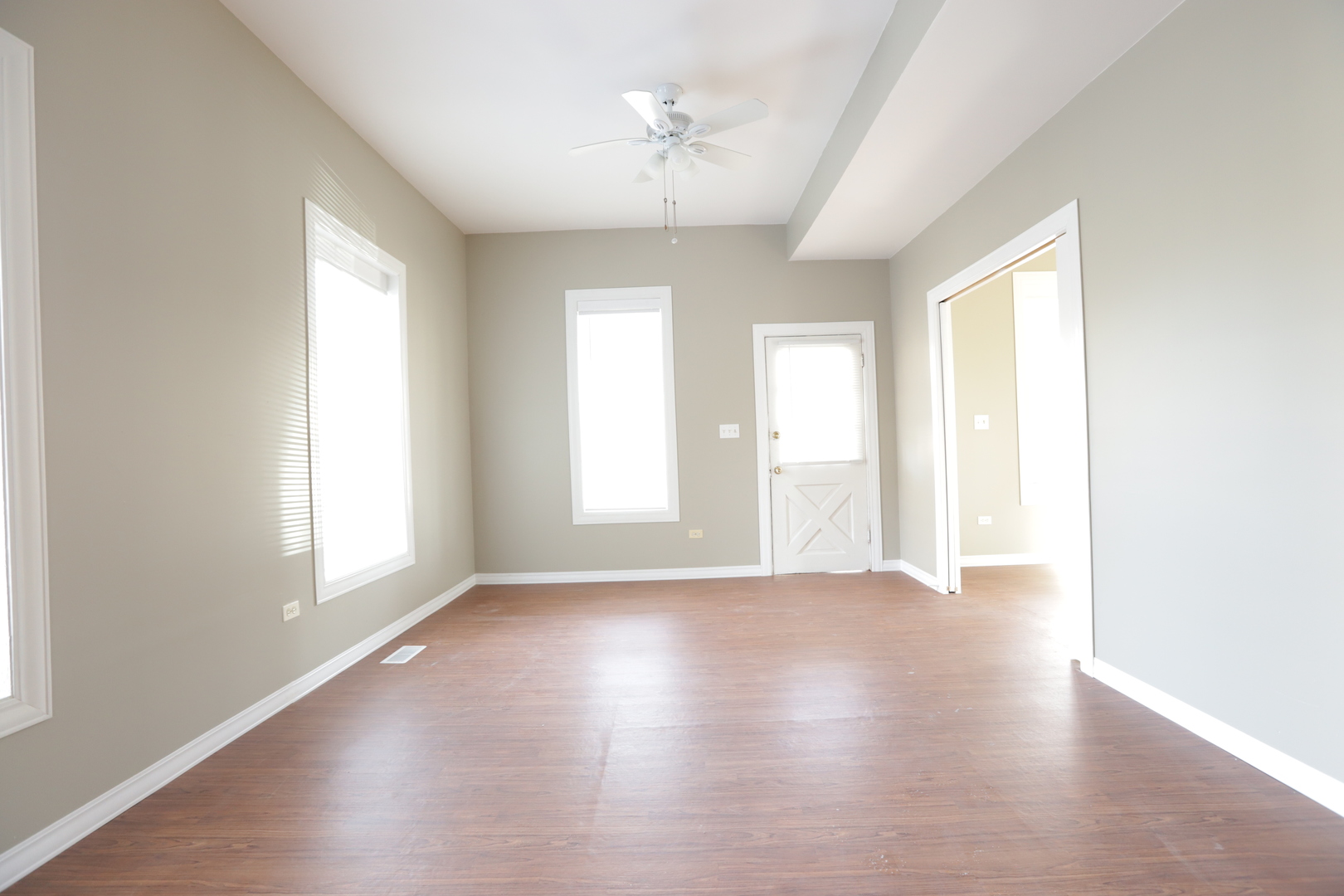 406 Garfield Road Harvard, IL 60033 - Photo 6 of 16 Gallery Image 6