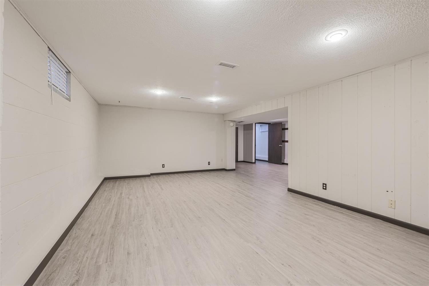 4647 Rumpke Road Cincinnati, OH 45245 - Photo 20 of 36 Gallery Image 20