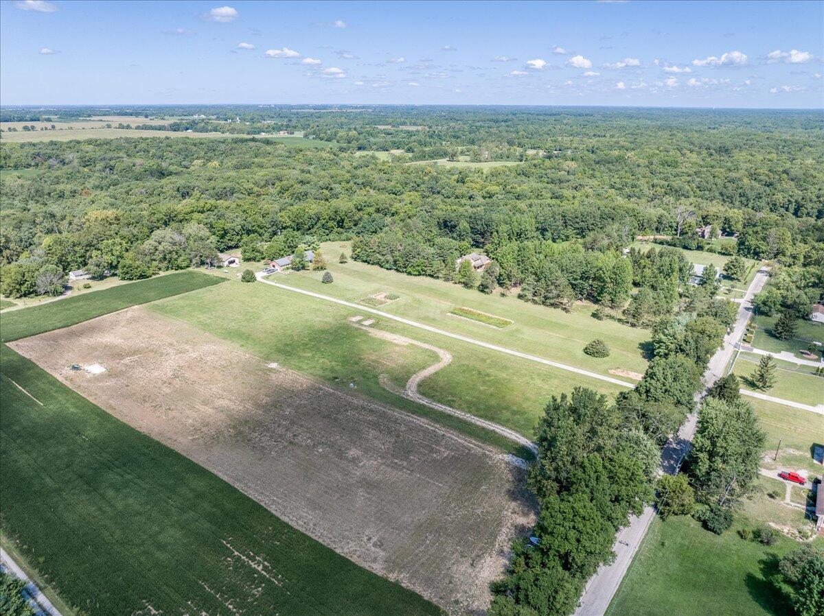 6115 Graessle Road London, OH 43140 - Photo 21 of 29 11-Five Acres Media - 6115 Graessle Rd 4