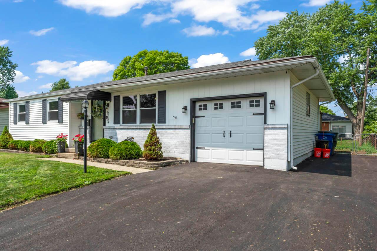 6233 Faircrest Road Columbus, OH 43229 - Photo 42 of 42 32