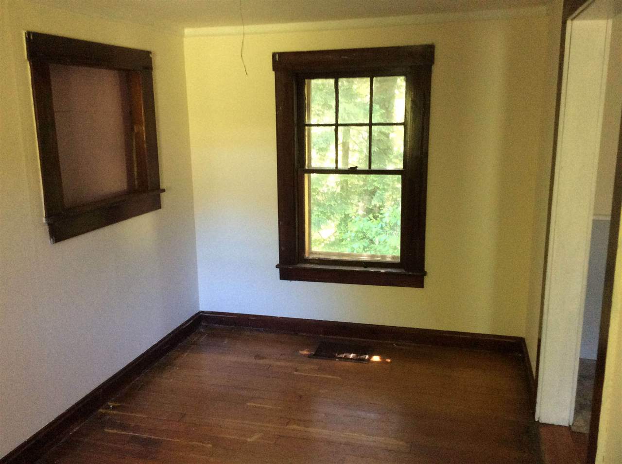 243 School House Road Dummerston, VT 05346 - Photo 7 of 20