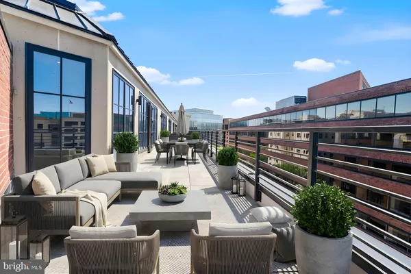 $9,950 | 2121 Ward Place Northwest, Unit PH605, Washington, DC 20037