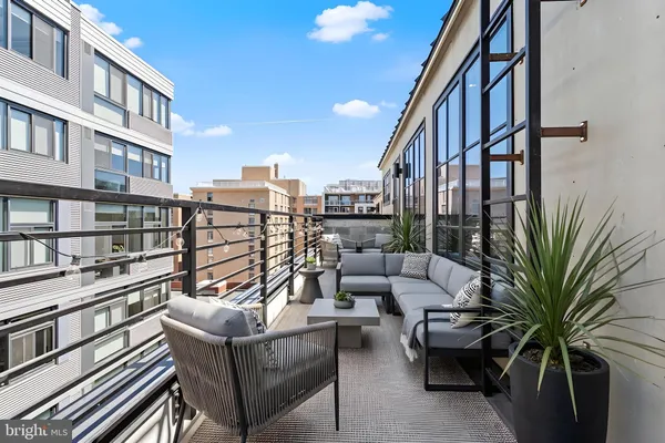 $9,950 | 2121 Ward Place Northwest, Unit PH605, Washington, DC 20037