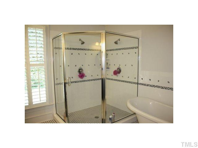 2824 Mayview Road Raleigh, NC 27607 - Photo 11 of 22 Photo 11