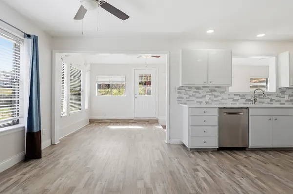 $2,500 | 128 Skyview Terrace, Leander, TX 78641