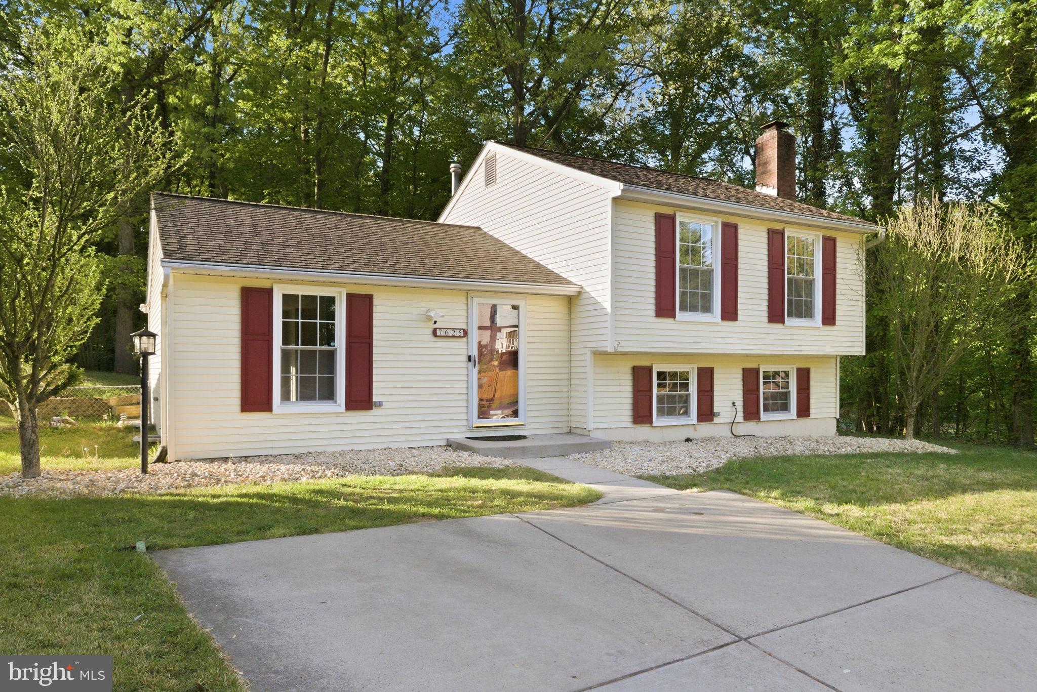 7625 R Sheffield Green Way Lorton, VA 22079 - Photo 1 of 28