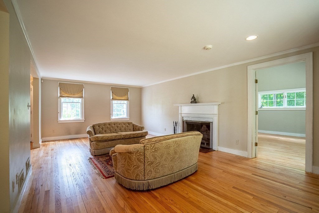 20 Hayward Road Northampton, MA 01062 - Photo 5 of 35 a living room with furniture and a fireplace