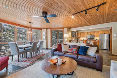 $1,825,000 | 2308 Ski Trail Lane, Unit 223, Steamboat Springs, CO 80487