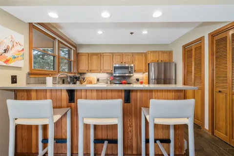 $1,825,000 | 2308 Ski Trail Lane, Unit 223, Steamboat Springs, CO 80487