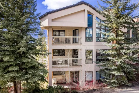 $1,825,000 | 2308 Ski Trail Lane, Unit 223, Steamboat Springs, CO 80487