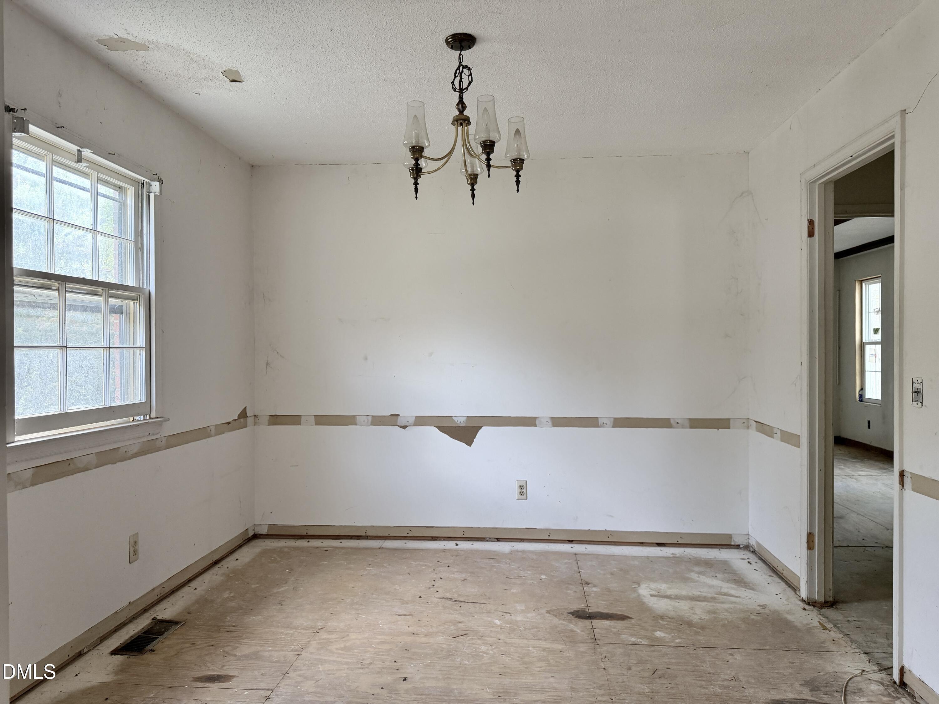 5834 Shamrock Road Durham, NC 27713 - Photo 6 of 18 IMG_0568