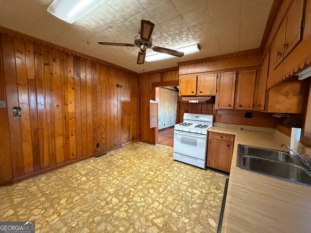 $220,000 | 421 Cedar Avenue Southwest, Rome, GA 30161