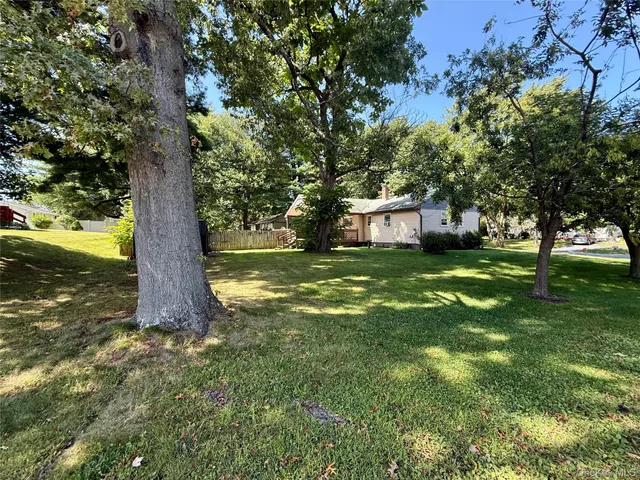 $409,900 | 11 Cambridge Drive, Red Hook, NY 12571