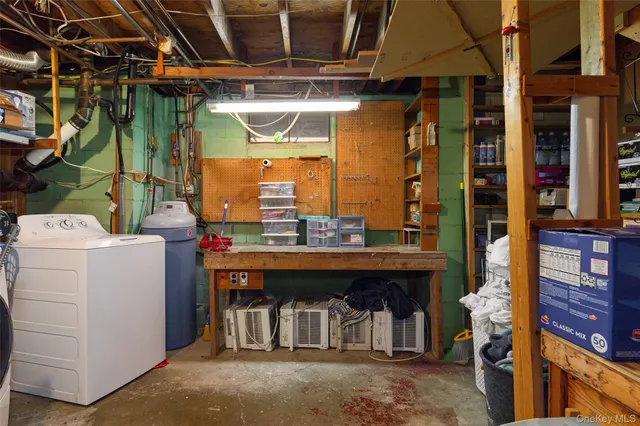 $409,900 | 11 Cambridge Drive, Red Hook, NY 12571