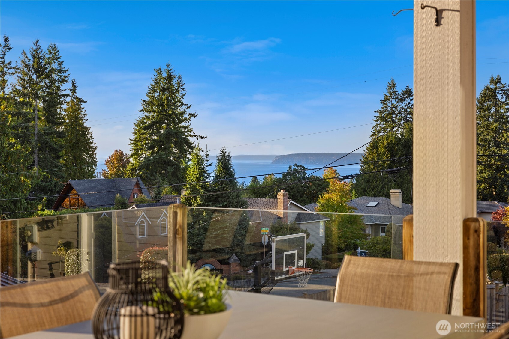 8508 184th Street Southwest Edmonds, WA 98026 - Photo 4 of 35