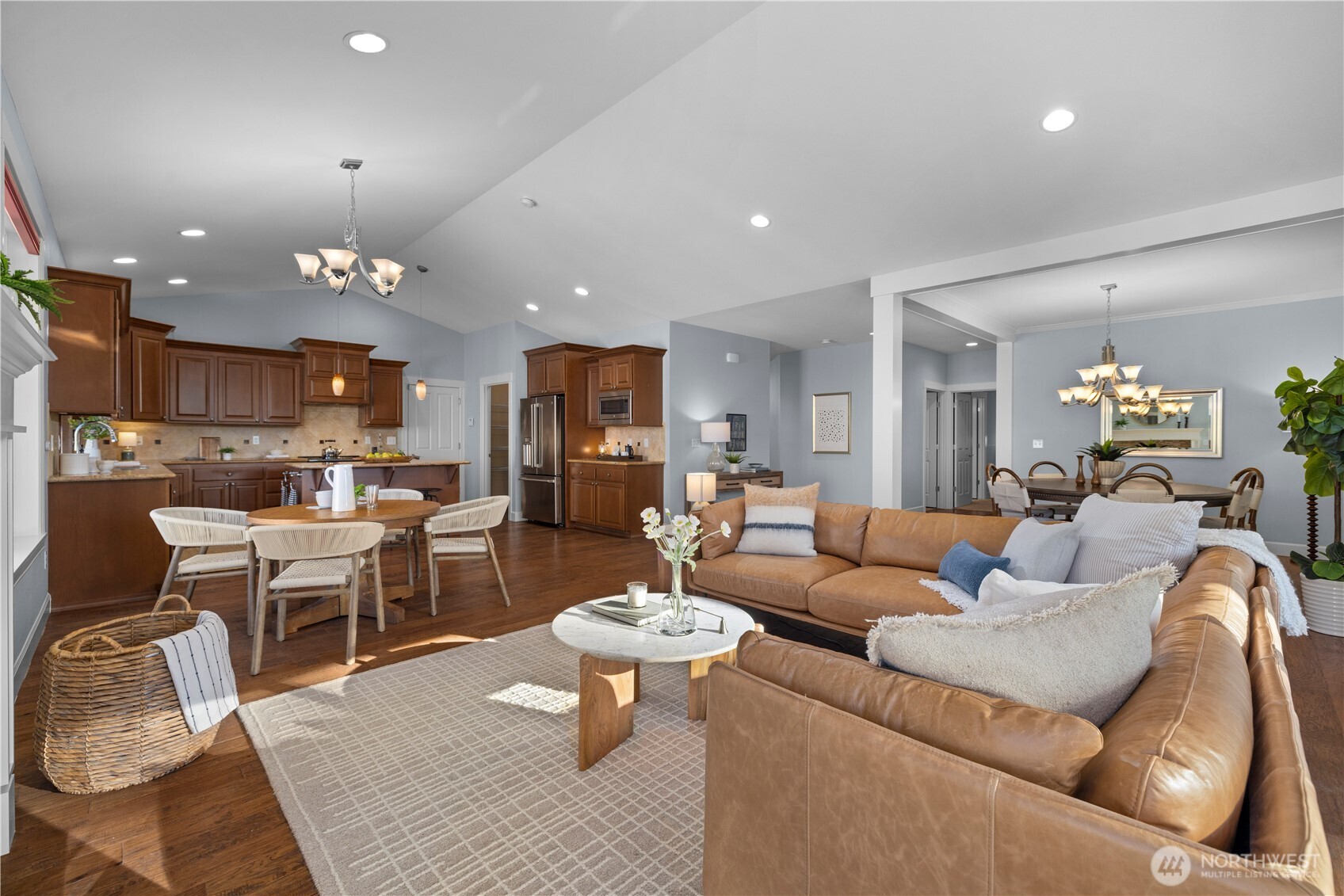 8508 184th Street Southwest Edmonds, WA 98026 - Photo 10 of 35