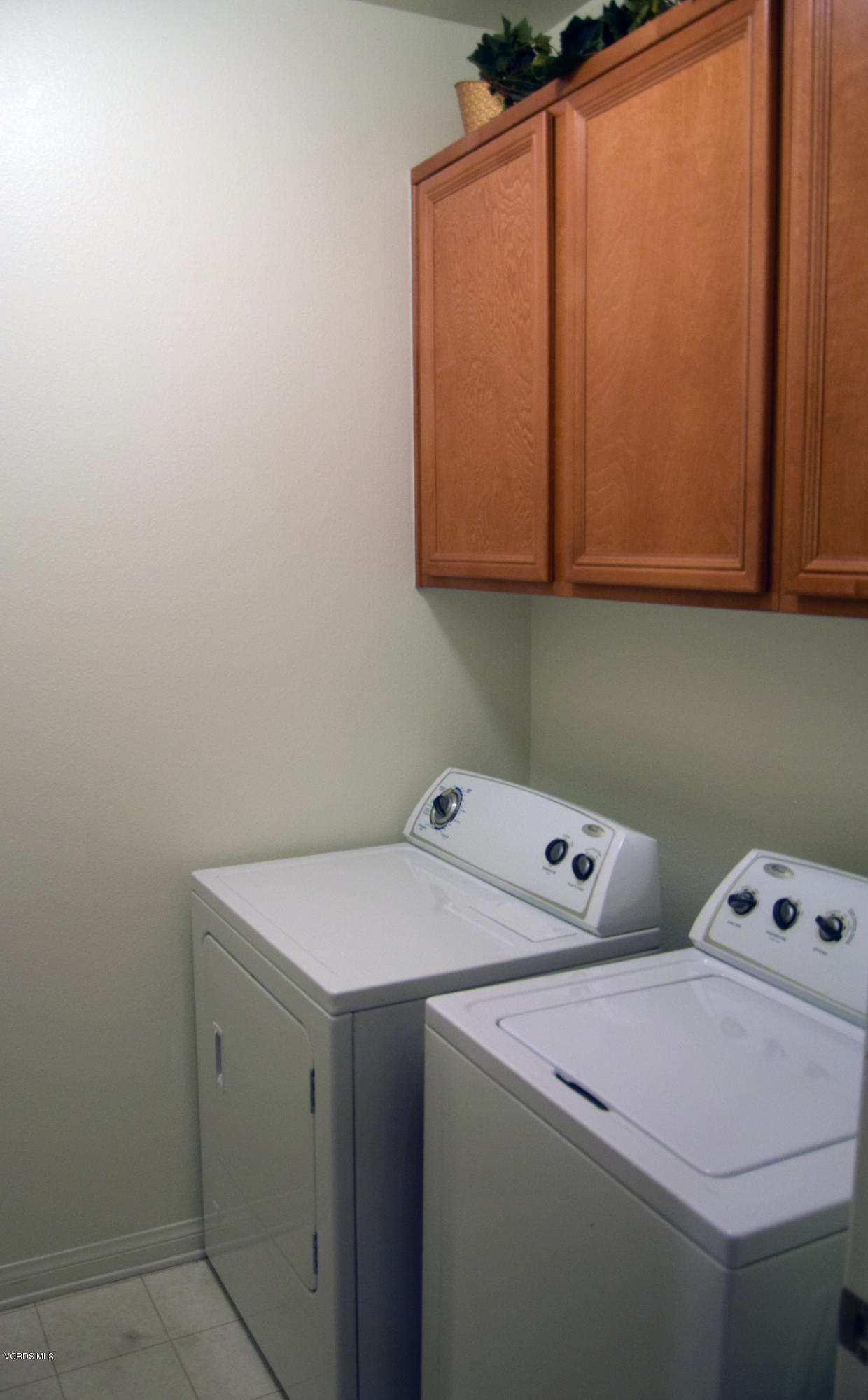 4142 Felipe Lane, Unit F Simi Valley, CA 93063 - Photo 15 of 19 DSC_1171