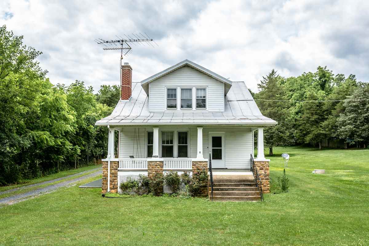 3949 Ridge Road Quicksburg, VA 22847 - Photo 24 of 36 Gallery Image 24
