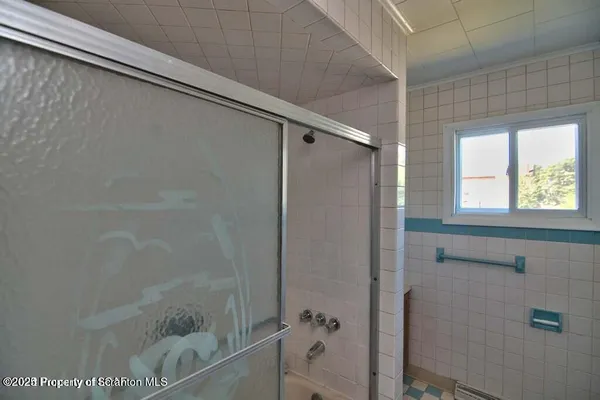 $1,350 | 261 Dana Street, Wilkes Barre, PA 18702