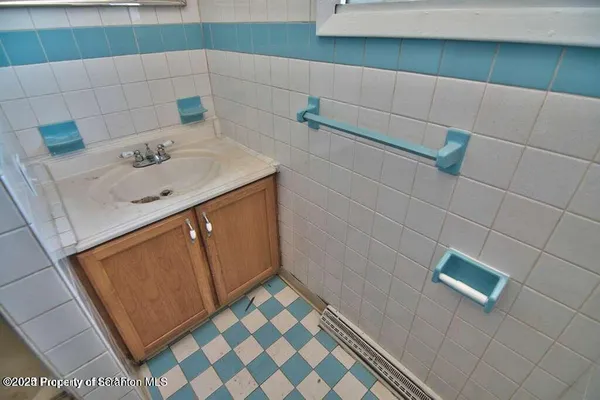 $1,350 | 261 Dana Street, Wilkes Barre, PA 18702