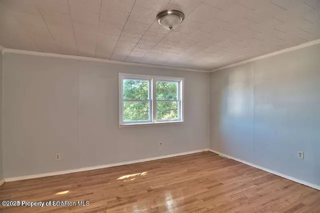 $1,415 | 261 Dana Street, Wilkes Barre, PA 18702