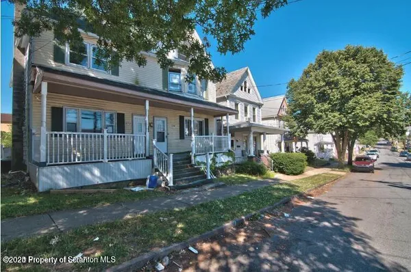 $1,350 | 261 Dana Street, Wilkes Barre, PA 18702