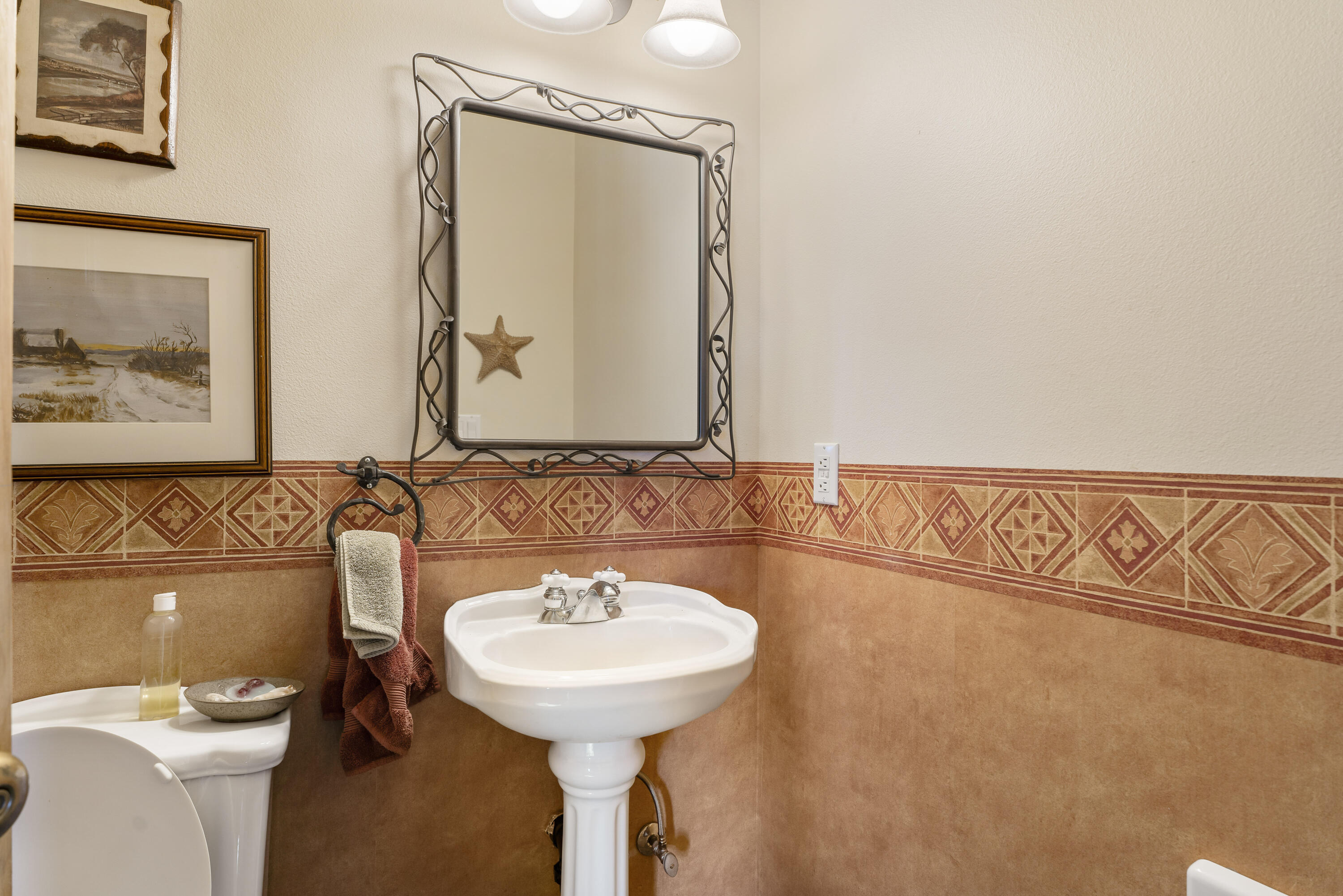 20875 Sholes Road Bend, OR 97702 - Photo 30 of 88 23-Bathroom