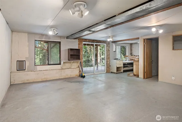 $674,500 | 1354 Hoffs Drive, Poulsbo, WA 98370