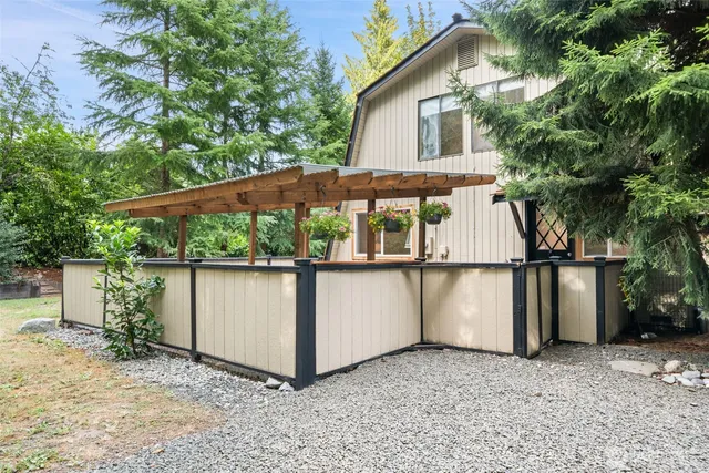 $674,500 | 1354 Hoffs Drive, Poulsbo, WA 98370