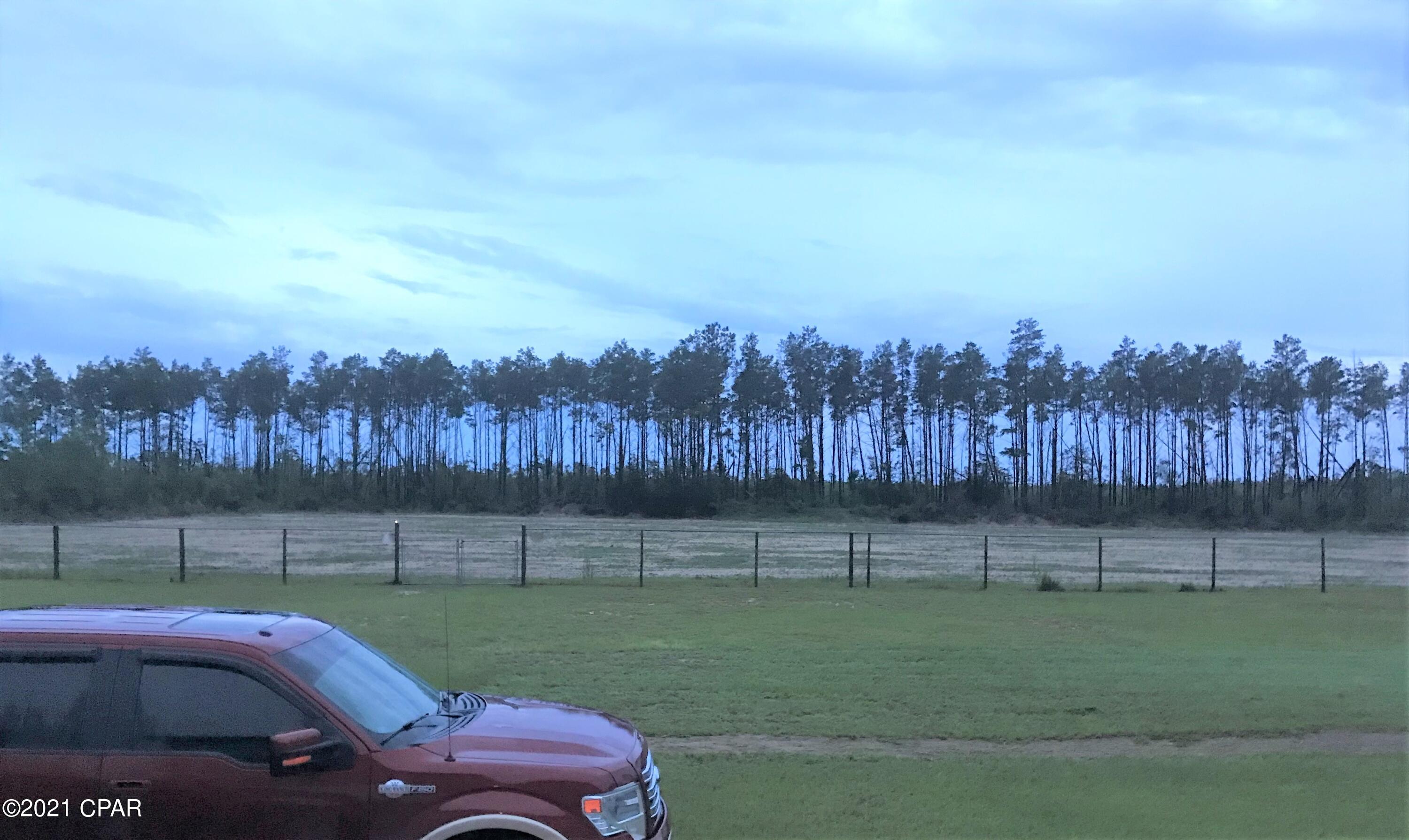 415 Red Deer Road Chipley, FL 32428 - Photo 32 of 36 Gallery Image 32