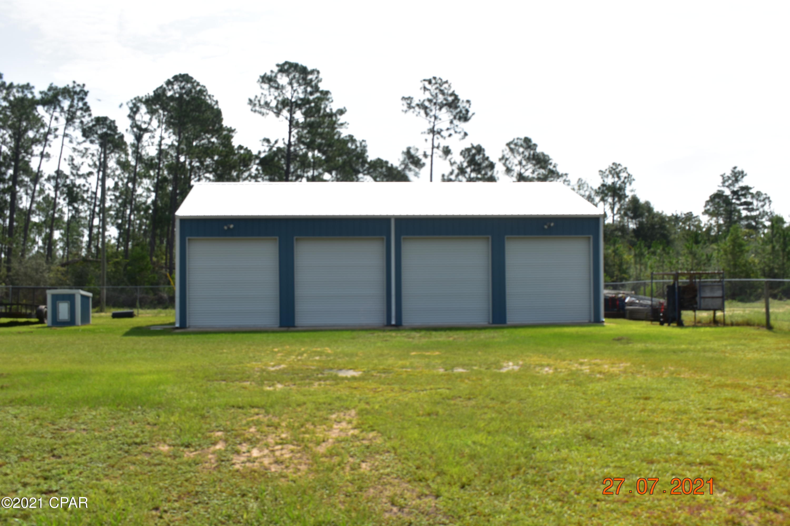 415 Red Deer Road Chipley, FL 32428 - Photo 6 of 36 Gallery Image 6
