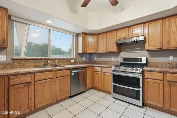 $579,000 | 16815 South 24th Place, Phoenix, AZ 85048