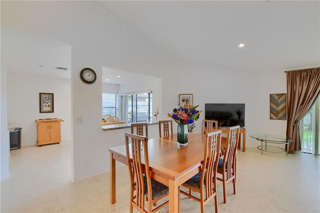 9906 Majorca Place Boca Raton, FL 33434 - Photo 12 of 37 Photo 12