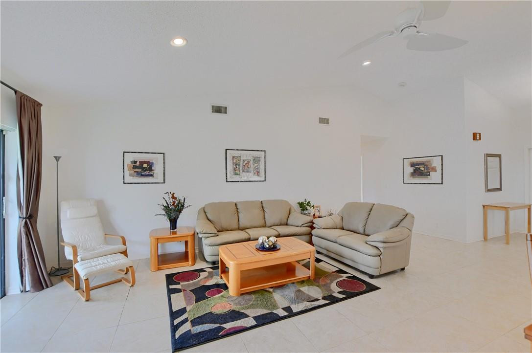 9906 Majorca Place Boca Raton, FL 33434 - Photo 14 of 37 Photo 14