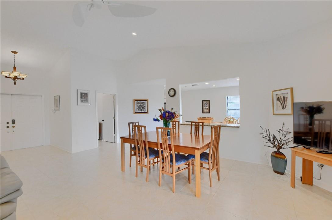 9906 Majorca Place Boca Raton, FL 33434 - Photo 15 of 37 Photo 15