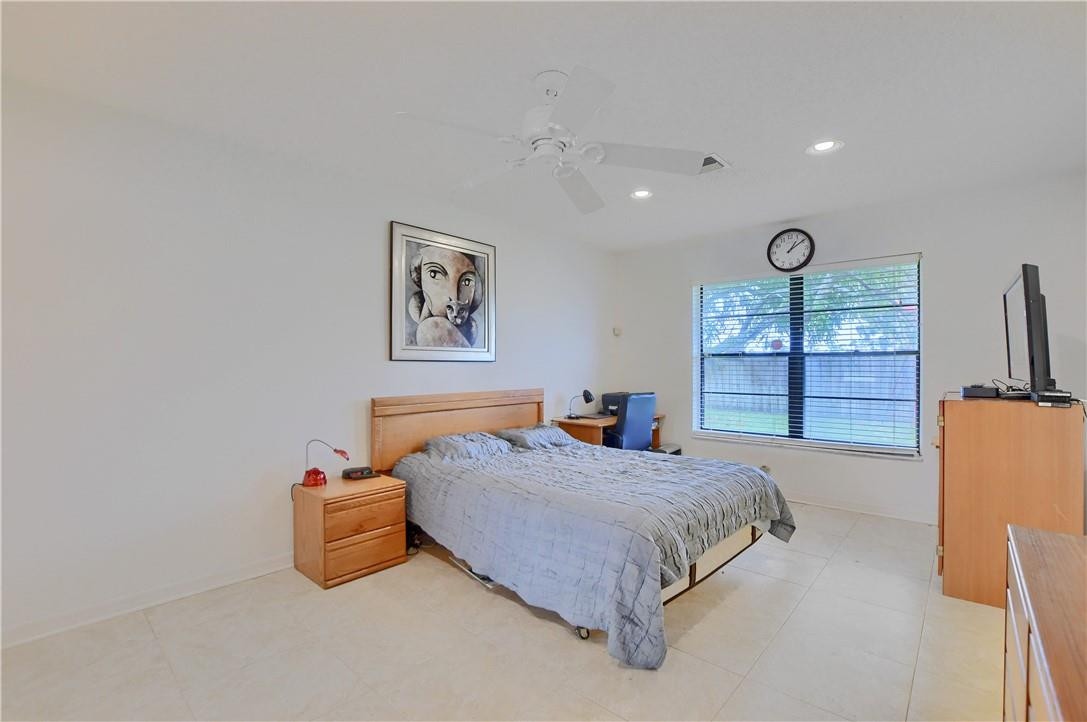 9906 Majorca Place Boca Raton, FL 33434 - Photo 23 of 37 Photo 23