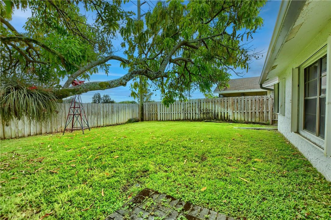 9906 Majorca Place Boca Raton, FL 33434 - Photo 35 of 37 Photo 35