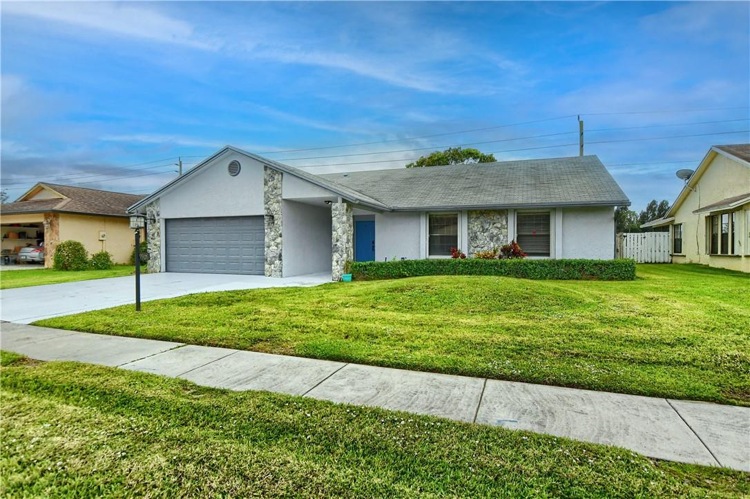 9906 Majorca Place Boca Raton, FL 33434 - Photo 6 of 37 Photo 6