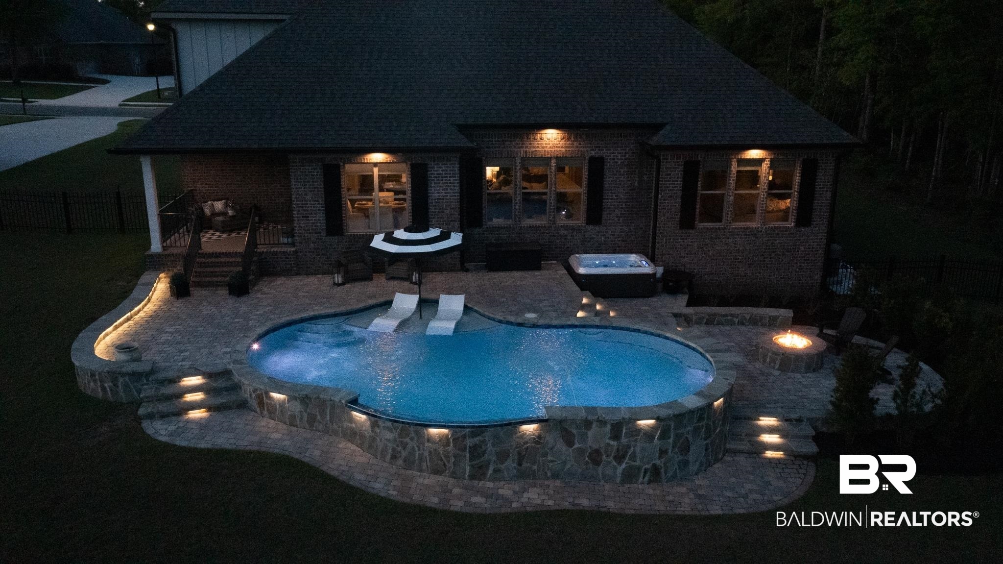 8664 Danube Court Daphne, AL 36526 - Photo 43 of 50 Custom Lighting
