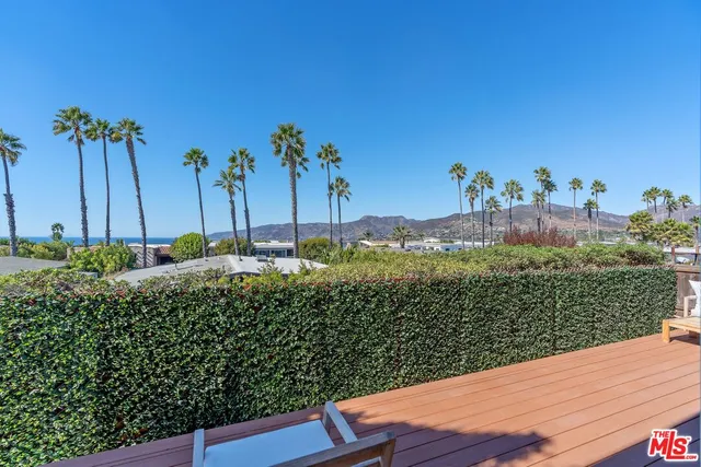 $2,649,000 | 29500 Heathercliff Road, Unit 64, Malibu, CA 90265