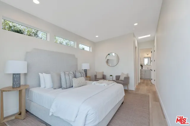 $2,649,000 | 29500 Heathercliff Road, Unit 64, Malibu, CA 90265