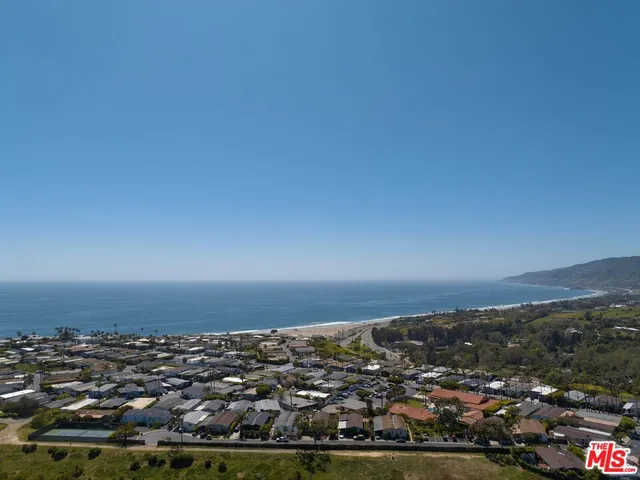 $2,649,000 | 29500 Heathercliff Road, Unit 64, Malibu, CA 90265