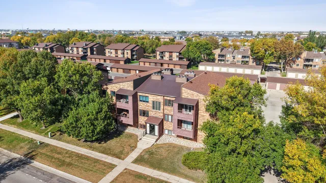 $140,000 | 3253 17th Avenue South, Unit 101, Fargo, ND 58103