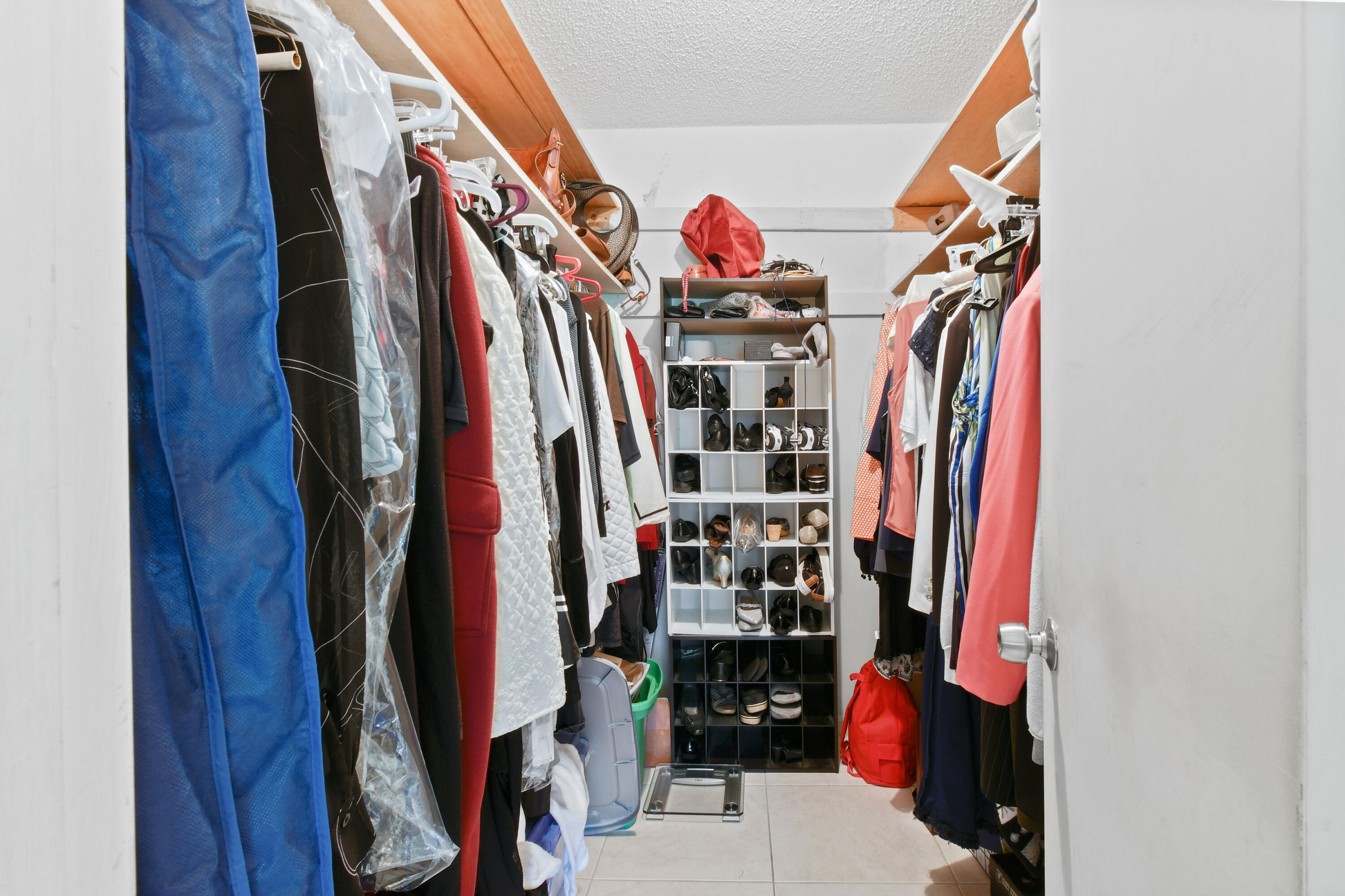 7107 181st Street Jupiter, FL 33458 - Photo 31 of 62 Master suite walk in closet