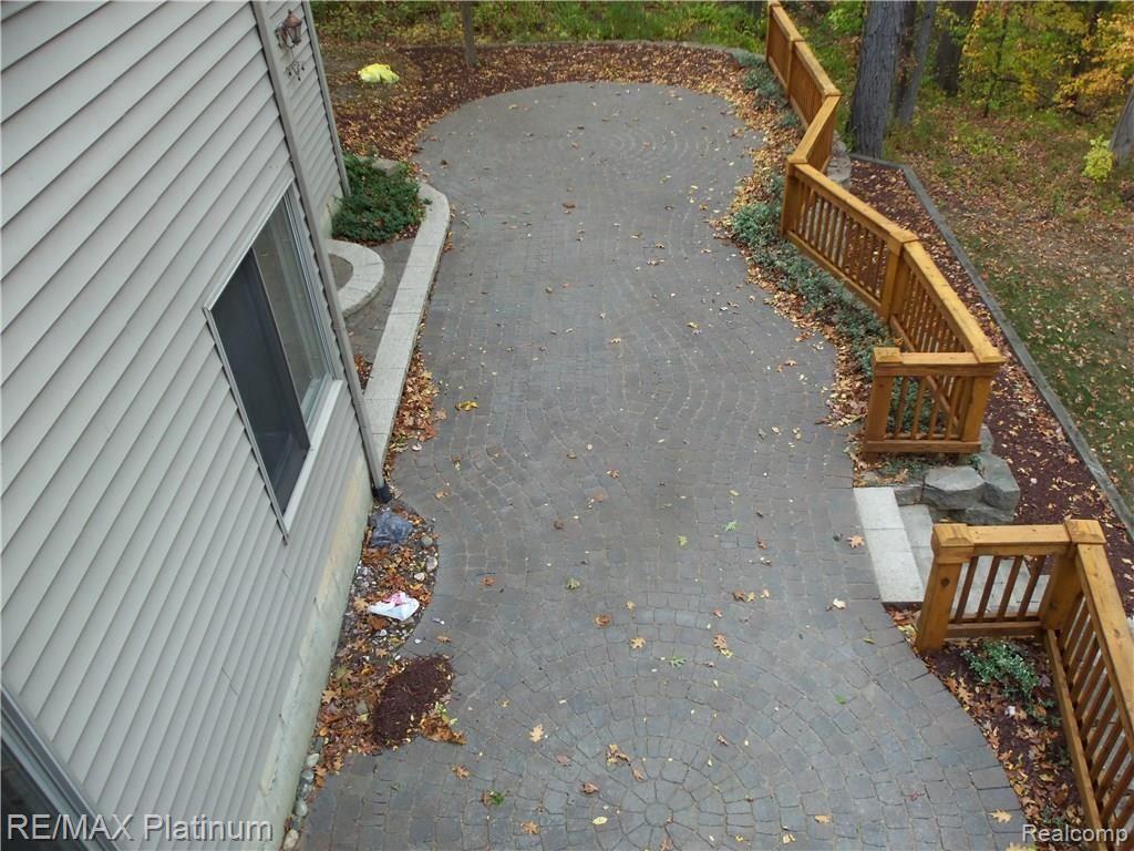 7038 Summit Ridge Brighton, MI 48116 - Photo 28 of 30