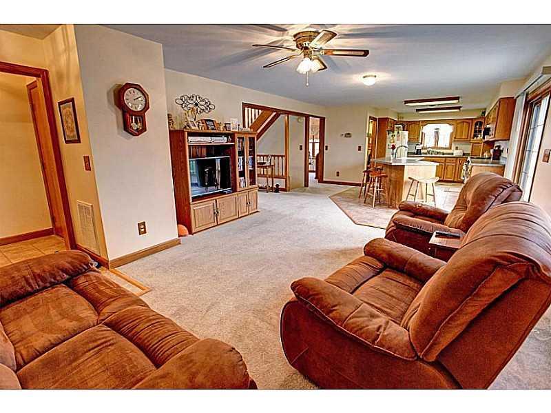 4545 Wolfe Road Lima, OH 45807 - Photo 2 of 14