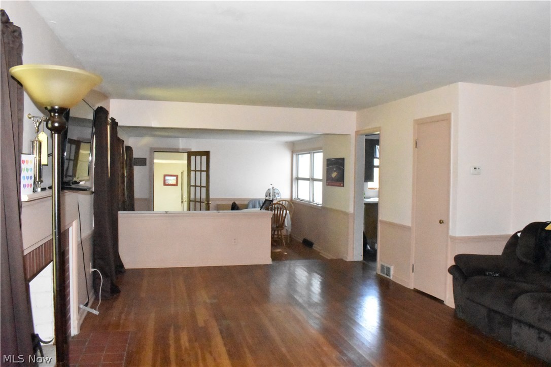 3012 Lake Road West Ashtabula, OH 44004 - Photo 7 of 35 Gallery Image 7