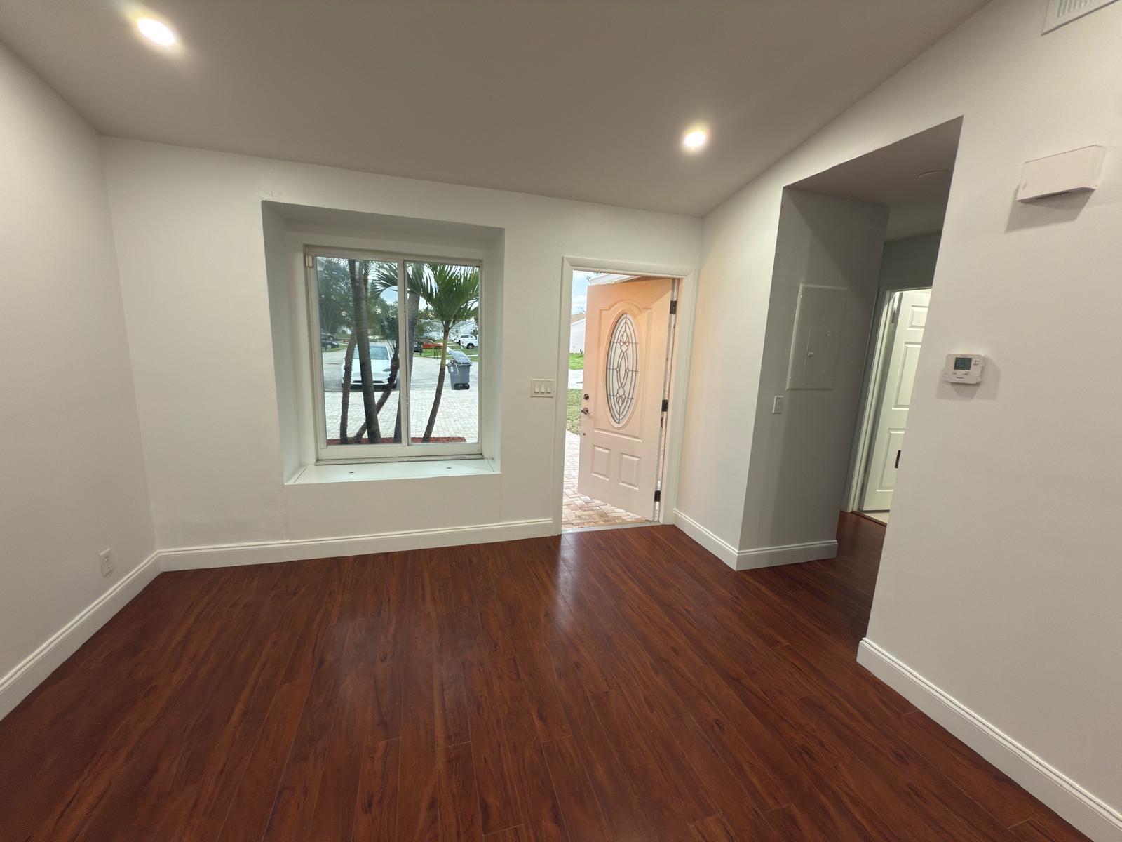 9785 Ridge Creek Road Boca Raton, FL 33496 - Photo 11 of 23 a901c0f1-8a6b-4395-a40d-86c6f99ac933